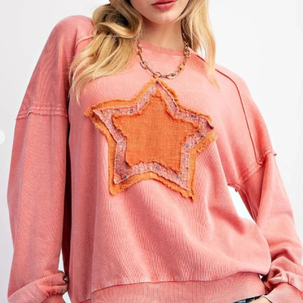 Easel Pink Star Sweatshirt - Picture 4 of 5